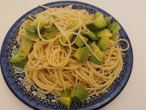 アボカドの塩レモン♥️冷製パスタ